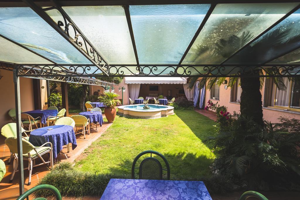 Hotel Sonia Forte dei Marmi Exterior photo