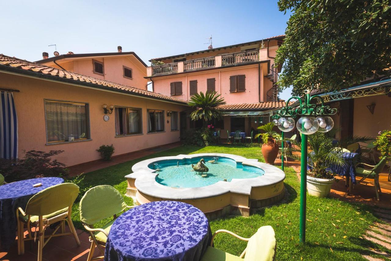 Hotel Sonia Forte dei Marmi Exterior photo