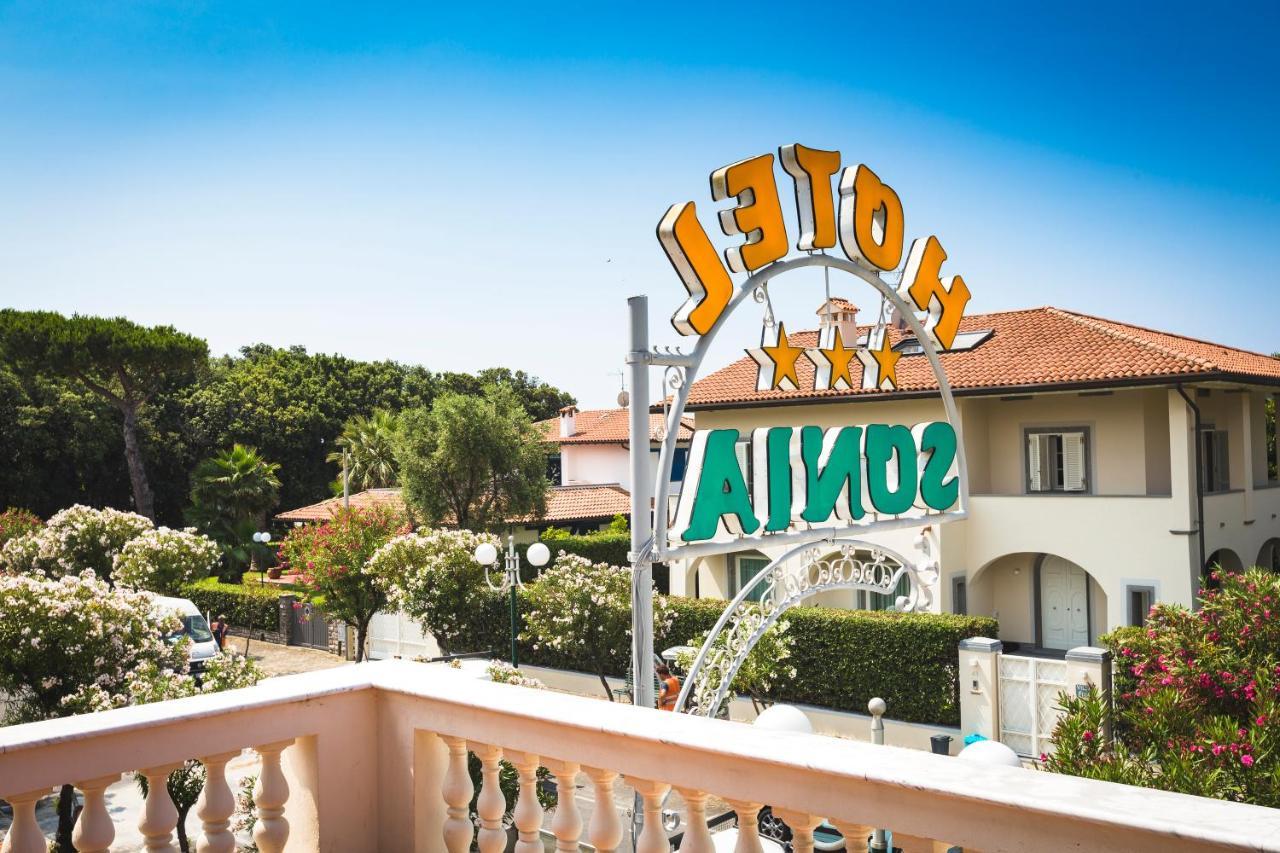 Hotel Sonia Forte dei Marmi Exterior photo